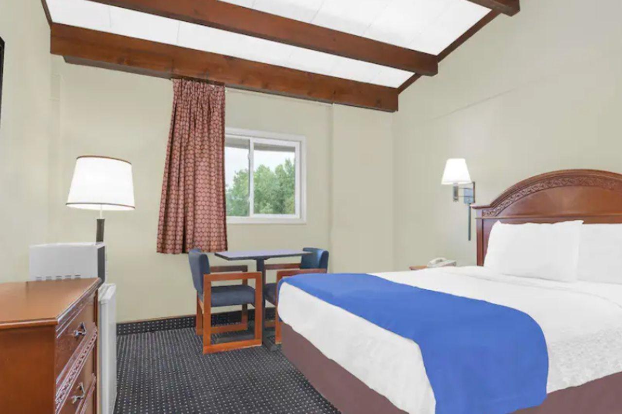 Travelodge Lima Kültér fotó